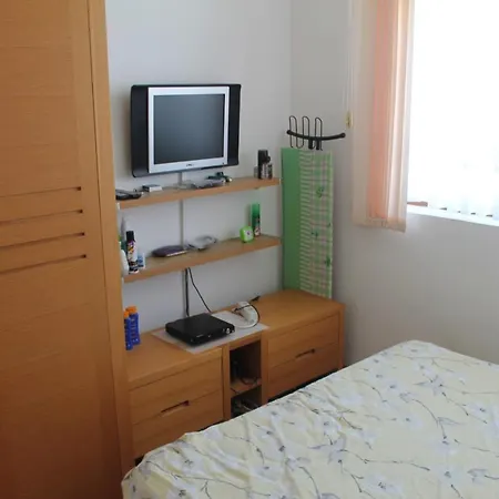 Апартаменты One Bedroom At The Vineyards